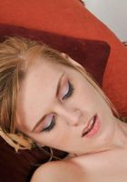Amanda Bryant in action, Amanda Bryant (ama034) ATK Natural & Hairy: Amanda Bryant (Amanda Bryant in action)