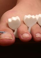 Naughty amateur Ella teases with her toes in this foot fetish set, Ella (ell012) ATK Archives: Ella (Naughty amateur Ella teases with her toes in this foot fetish set)