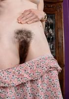 Emma spreads and gapes, Emma Evins (emm030) ATK Natural & Hairy: Emma Evins (Emma spreads and gapes)