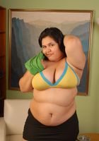 Karla Lane from ATK Natural & Hairy