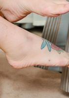 Sara Monroe in footfetish, Sara Monroe (sar081) ATK Galleria: Sara Monroe (Sara Monroe in footfetish)